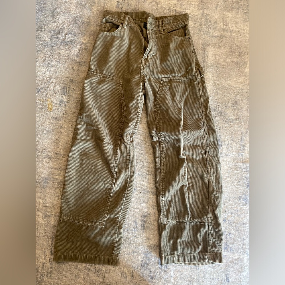 No Boundaries Men's Green Corduroy Pants